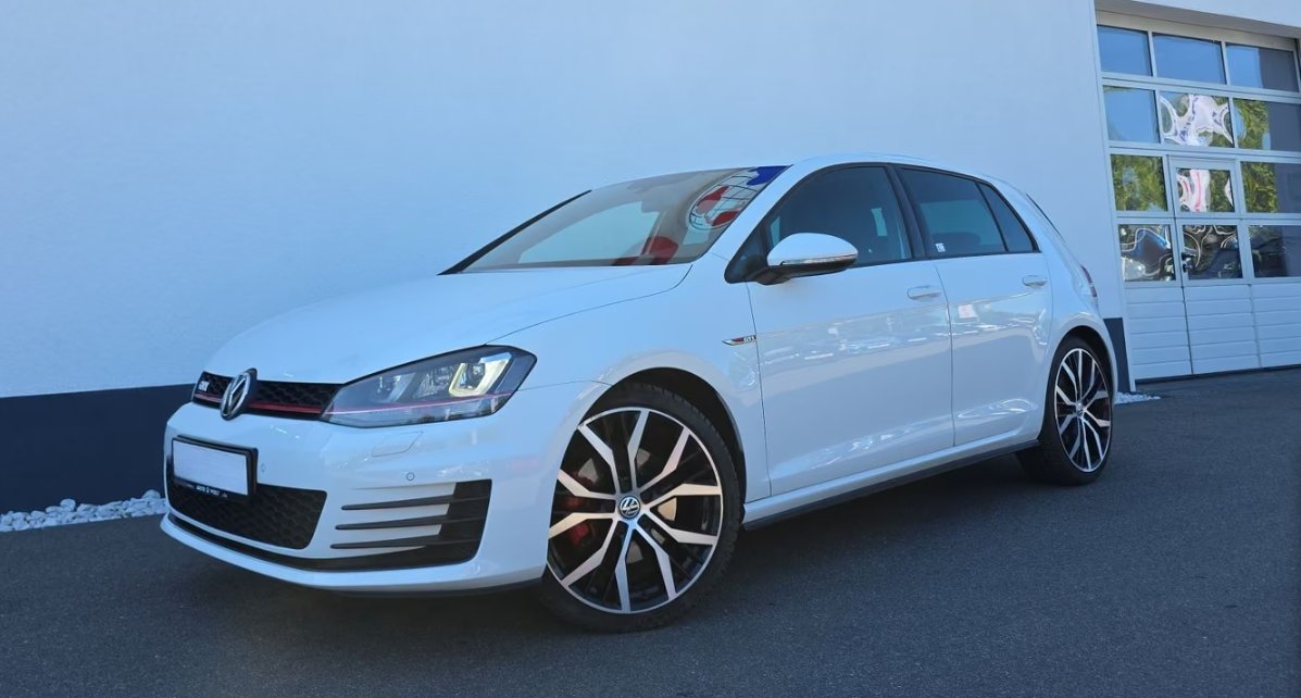 Volkswagen Golf GTI